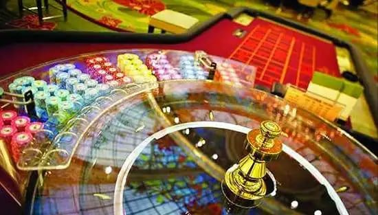 Live Baccarat တိုက်ရိုက် ဒိုင်နှင့် ကစားနည်း Myanmar